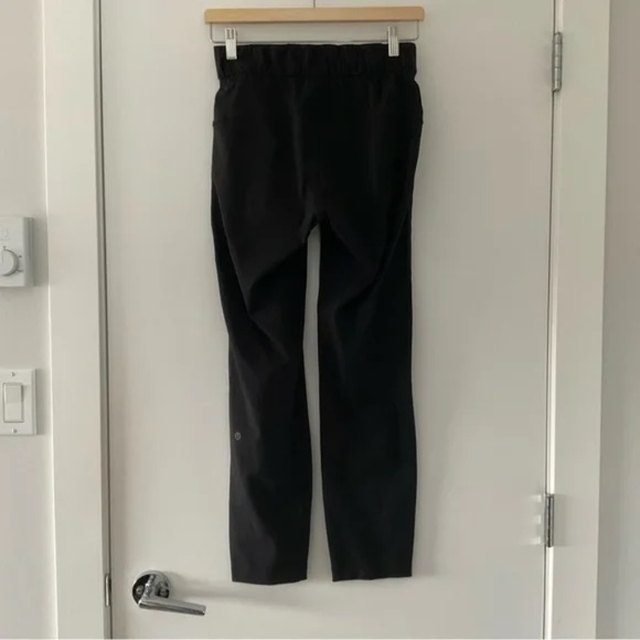 Lululemon On The Fly Pant - Picture 3 of 6